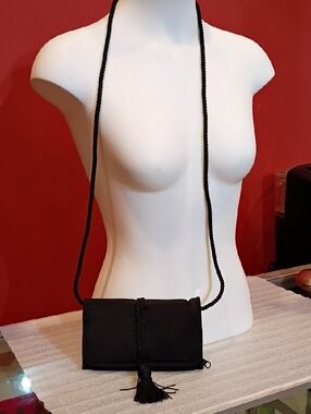 Vintae Carla MARCHI Black Trifold  Crossbody Tassel Evening Purse Magnetic Snap